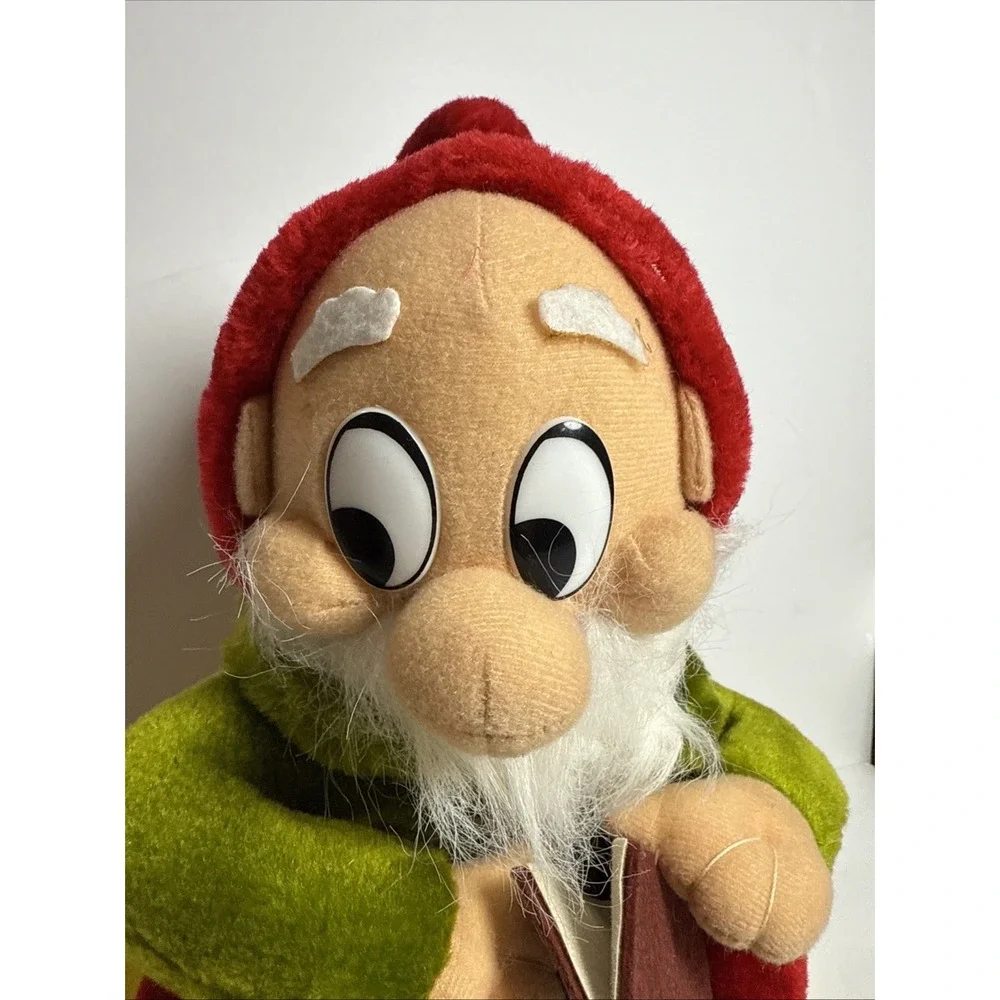 Dwarf Plush Reading Joda Toys red‎ hat sitting 12x9 In